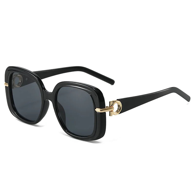 Fashion Square Sunglasses – Vintage UV400 Shades for Women