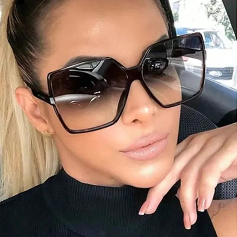 Oversize Square Gradient Sunglasses – UV400 Luxury Shades for Women