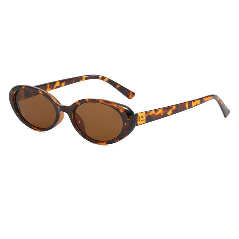 Small Oval Rivet Sunglasses – Retro UV400 Shades for Women & Men