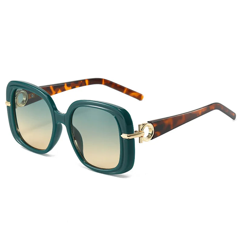 Fashion Square Sunglasses – Vintage UV400 Shades for Women