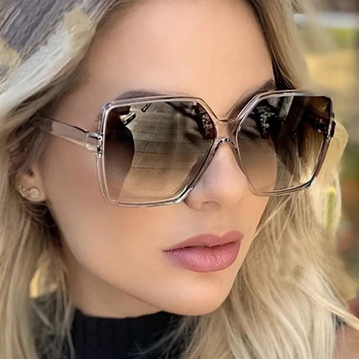 Oversize Square Gradient Sunglasses – UV400 Luxury Shades for Women