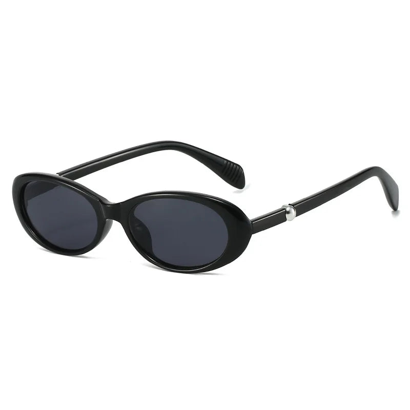 Retro Oval Small Frame Sunglasses – UV400 Trendy Shades for Women & Men