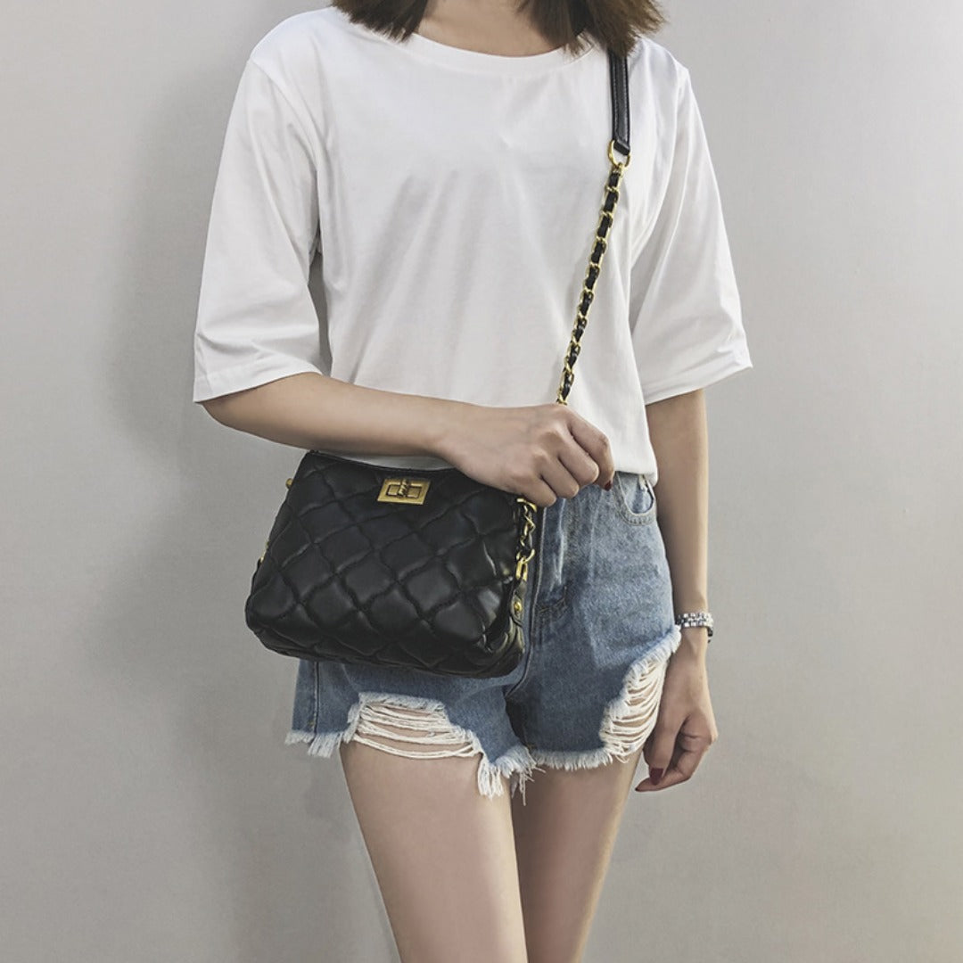 Mini Diamond Chain Crossbody Bag – Versatile Fashion Purse for Women