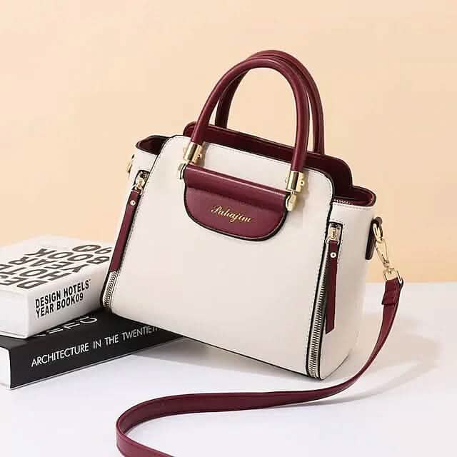 Women's Crossbody Handbag – Compact Everyday Shoulder Bag